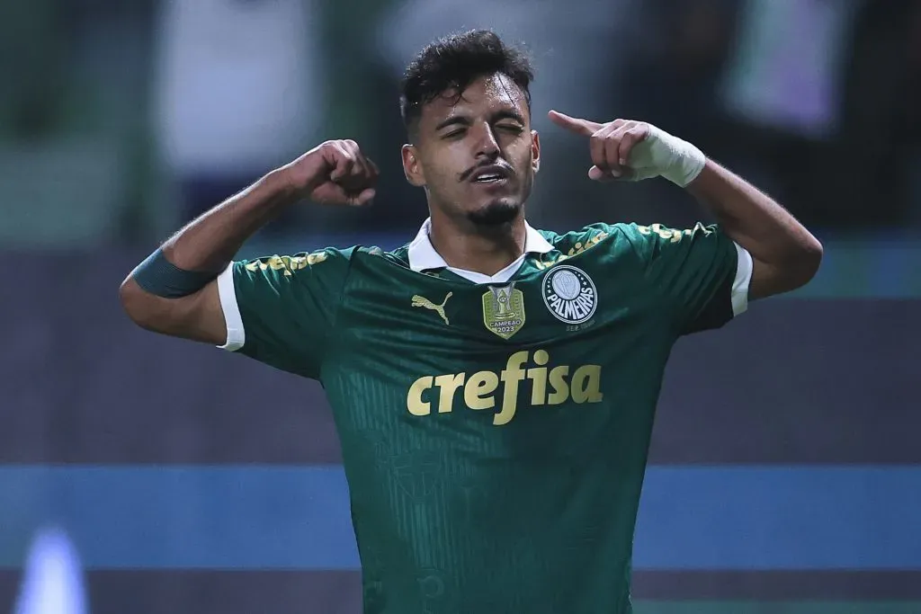 Gabriel Menino chega com uma das primeiras contratações do Atlético-MG para 2025. Foto: Ettore Chiereguini/AGIF