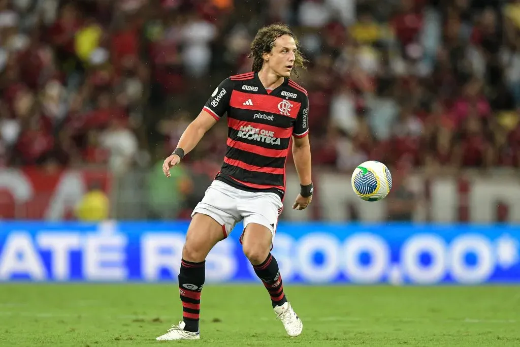 David Luiz não permanece no Flamengo em 2025. Foto: Thiago Ribeiro/AGIF
