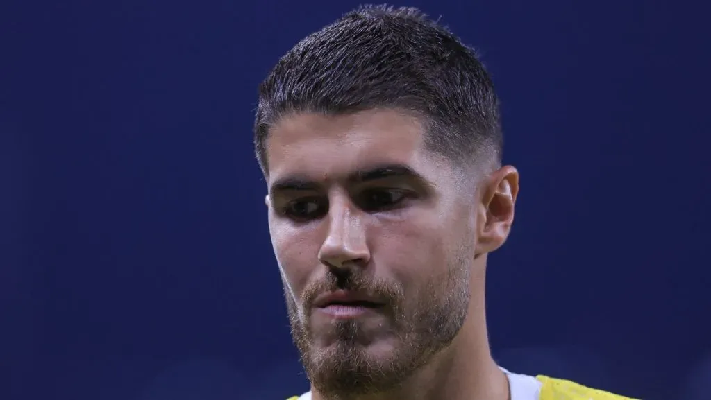 Foto: Marcello Zambrana/AGIF – Pedro Raul não tem a confiança da torcida corinthiana.