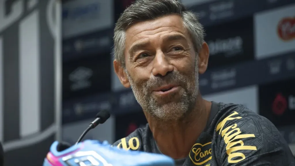 Pedro Caixinha - Foto: Reinaldo Campos/AGIF.