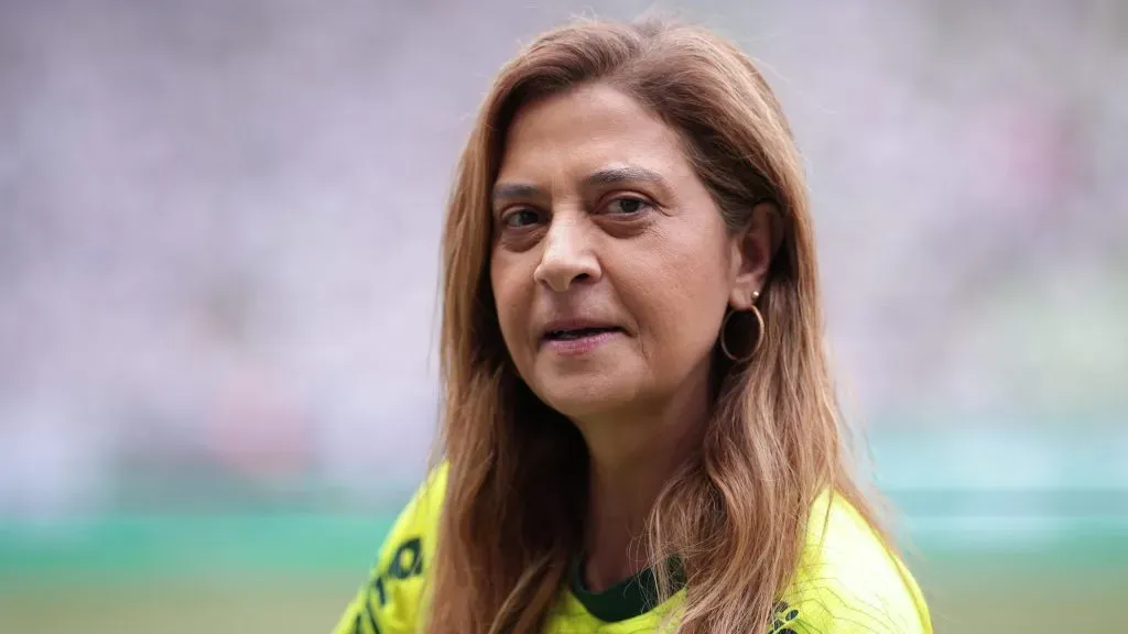 Leila vê Casares rebater declaração polêmica