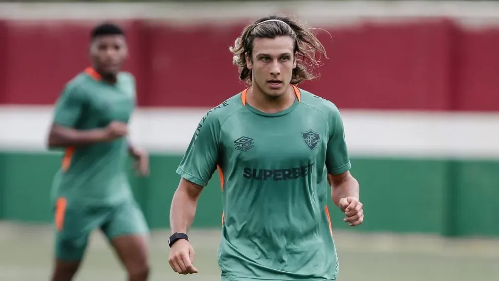 Canobbio e Hércules treinando no CT do Fluzão