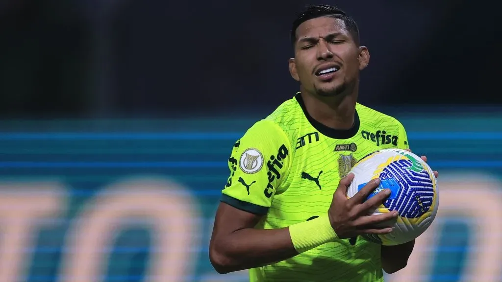 Rony em ação com a camisa do Palmeiras. Foto: Ettore Chiereguini/AGIF