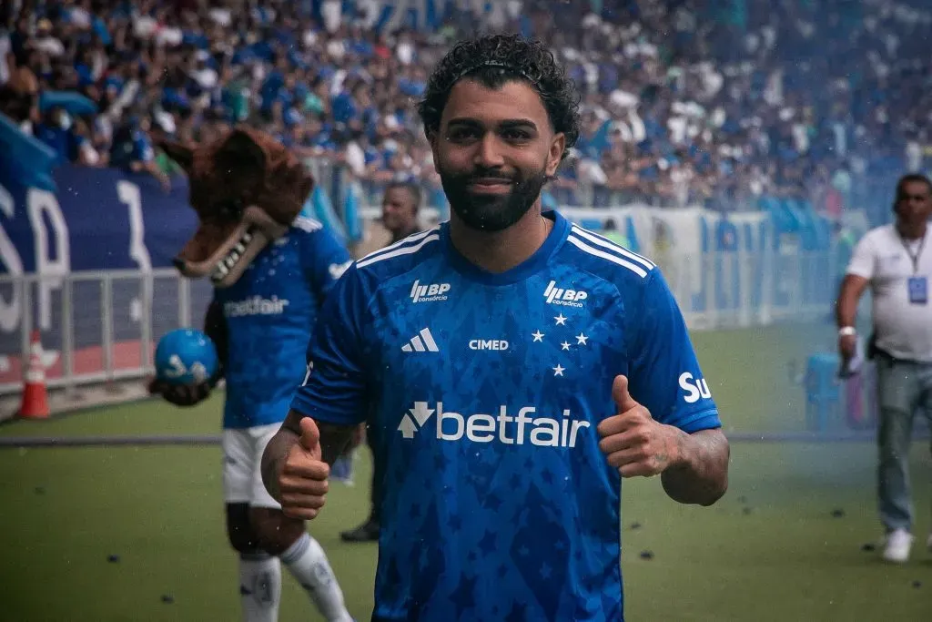 Gabigol é a principal contratação da Raposa. Foto: Fernando Moreno/AGIF