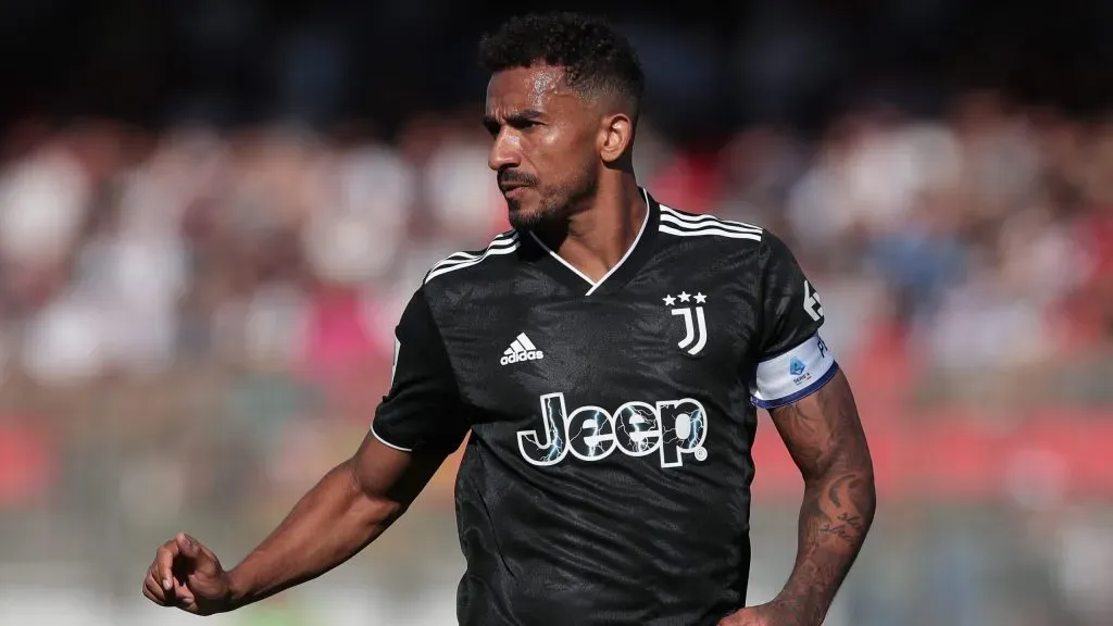 Danilo vai rescindir com a Juventus nesta segunda-feira (20) – Foto: Emilio Andreoli/Getty Images