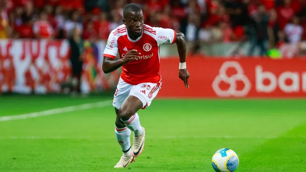 Valencia fica fora da estreia do Inter no Gauchão de 2025. Foto: Luiz Erbes/AGIF