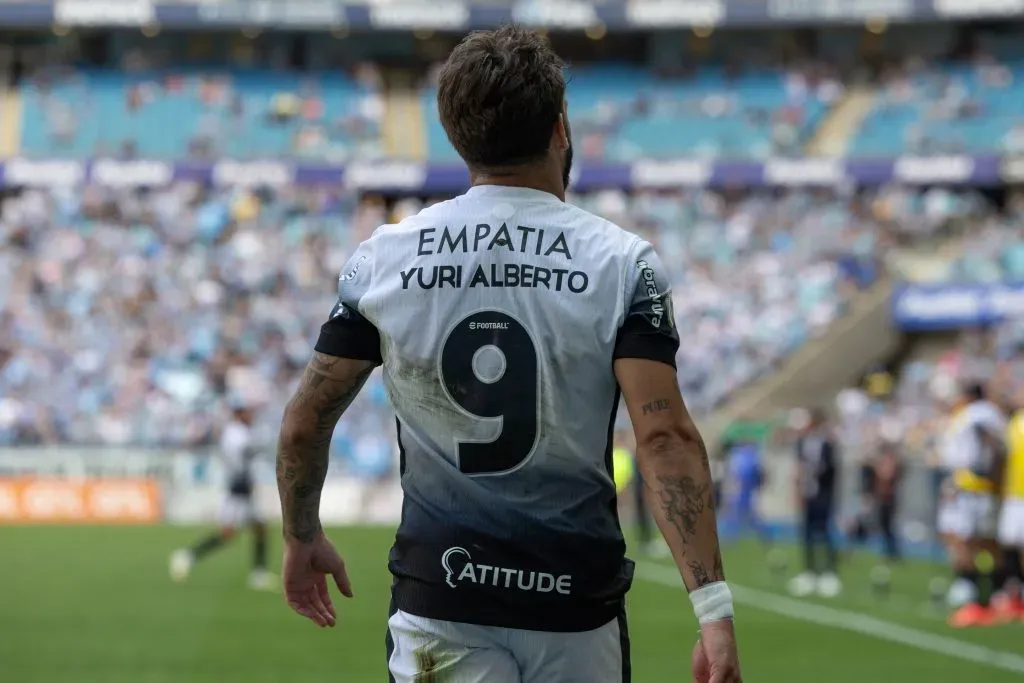 Yuri Alberto, do Corinthians, durante partida contra o Grêmio na Arena pelo Campeonato Brasileiro A 2024. Foto: Liamara Polli / AGIF
