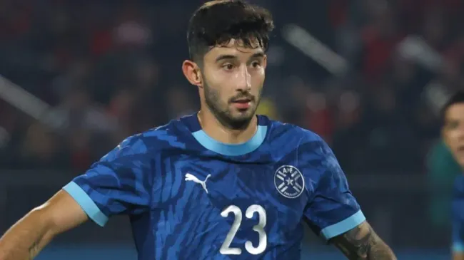 Villasanti, volante do Grêmio