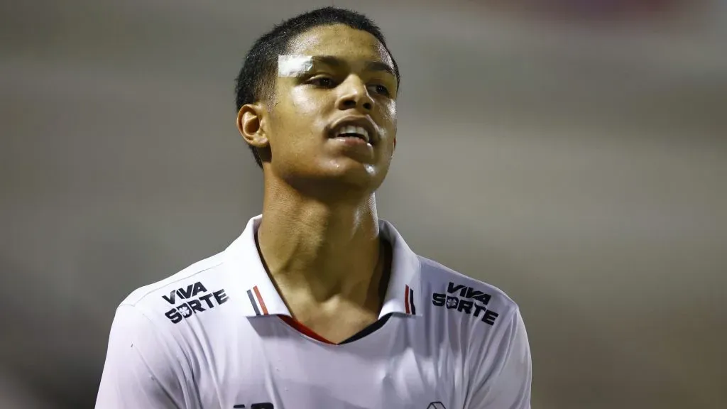 Ryan Francisco contra o Criciúma