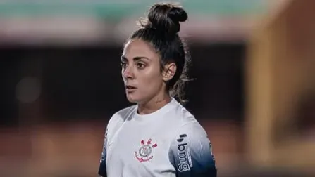 Nicole Marussi pelo Corinthians