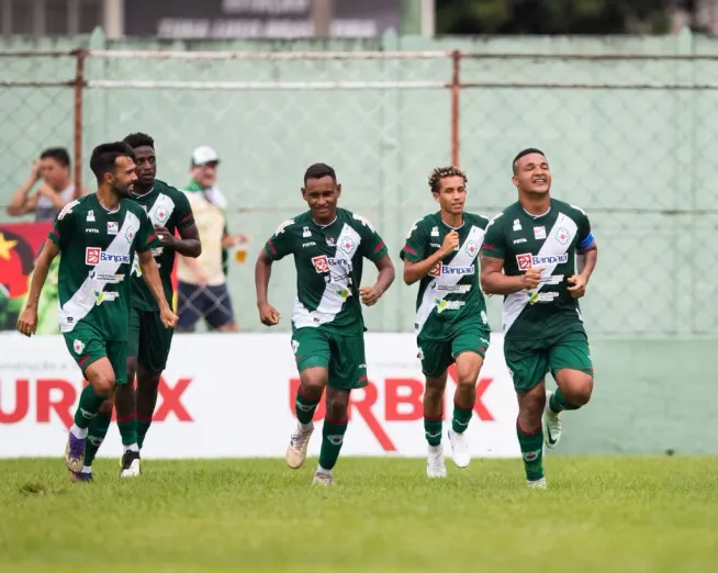 Foto: Talita Gouvea/AGIF – Time do Tuna Luso