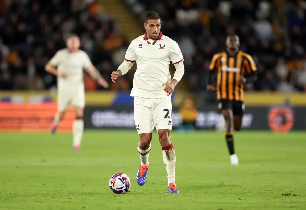 Vinicius Souza, meio-campista do Sheffield United