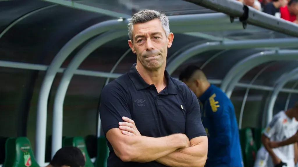 Pedro Caixinha, técnico do Santos. Foto: Roberto Gardinalli/AGIF