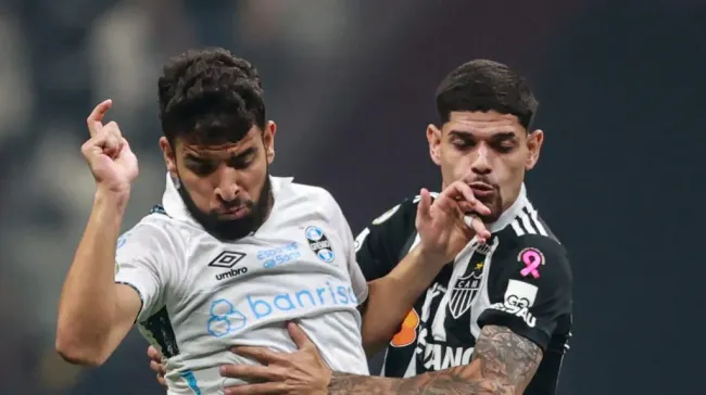 Foto: Gilson Lobo/AGIF – Lateral do Atlético é alvo do Imortal.