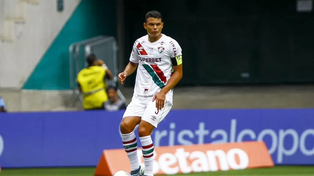 SP - SAO PAULO - 08/12/2024 - BRASILEIRO A 2024, PALMEIRAS X FLUMINENSE - Thiago Silva jogador do Fluminense durante partida contra o Palmeiras no estadio Arena Allianz Parque pelo campeonato Brasileiro A 2024. Foto: Marco Miatelo/AGIF