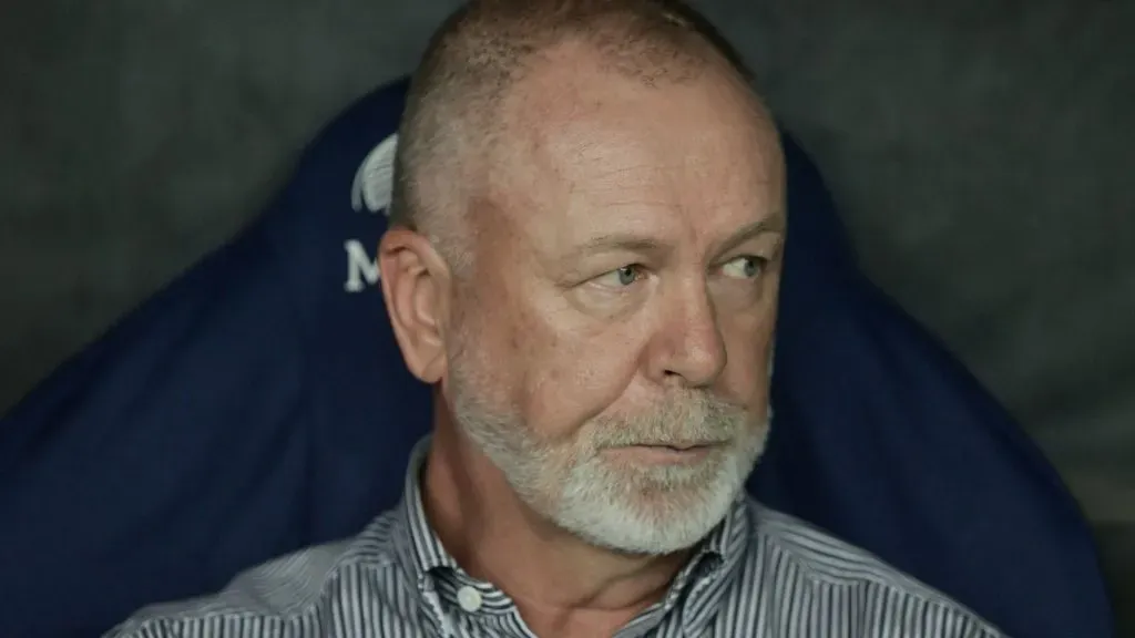 Mano Menezes técnico do Fluminense durante partida contra o Cuiabá no estádio Maracanã pelo campeonato Brasileiro A 2024. Foto: Thiago Ribeiro/AGIF