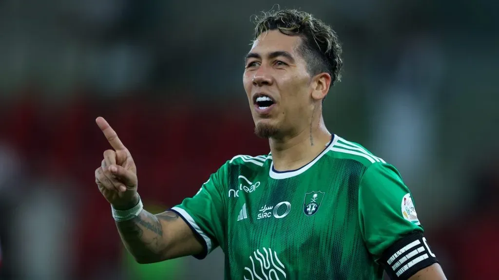 Roberto Firmino encaixaria na função desejada pelo Palmeiras - (Photo by Yasser Bakhsh/Getty Images).