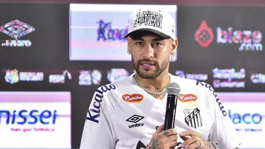 Neymar na coletiva de imprensa. Photo by Mauro Horita/Getty Images