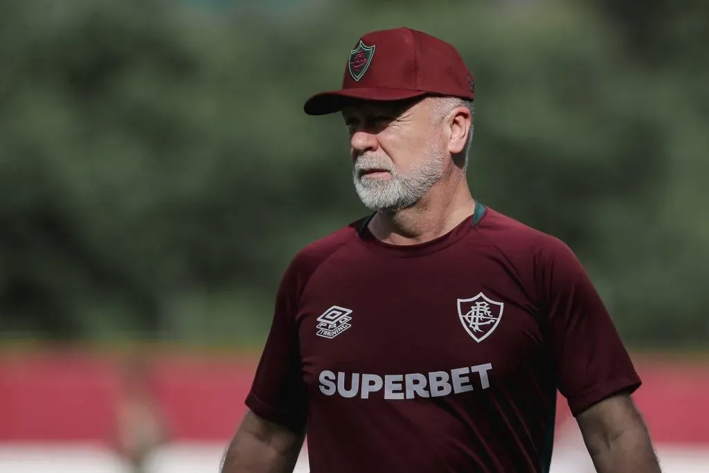 Mano Menezes, treinador do Fluminense
