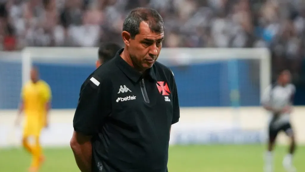 Fábio Carille em partida do Vasco