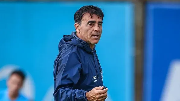 Quinteros no comando Grêmio Foto: Lucas Uebel/Grêmio