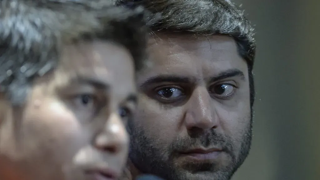 RJ – Rio de Janeiro – 13/01/2017 – O medico Marcio Tannure ao lado de Conca durante apresentacao oficial do jogador no Flamengo realizada no CT Ninho do Urubu. Foto: Fernando Soutello/AGIF