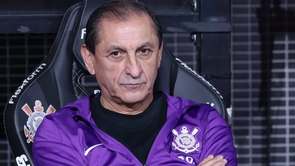 Ramón Díaz durante partida. Foto: Marcello Zambrana/AGIF