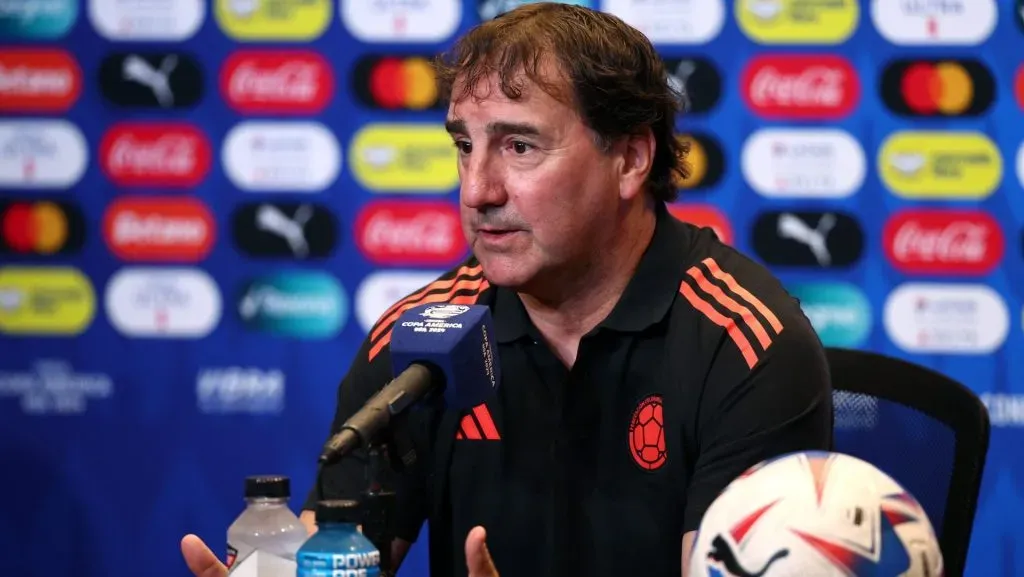 Néstor Lorenzo, da Colômbia