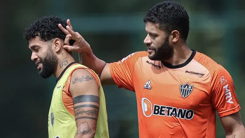 Hulk e Otávio no Atlético-MG. Foto: Pedro Souza / Atlético