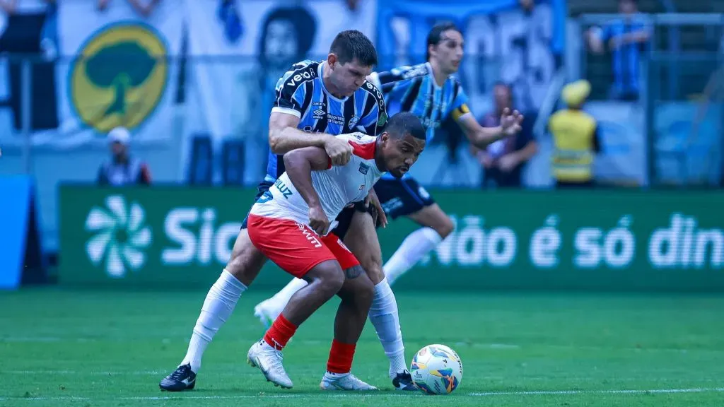 Kannemann no Grêmio em 2024. Foto: Maxi Franzoi/AGIF