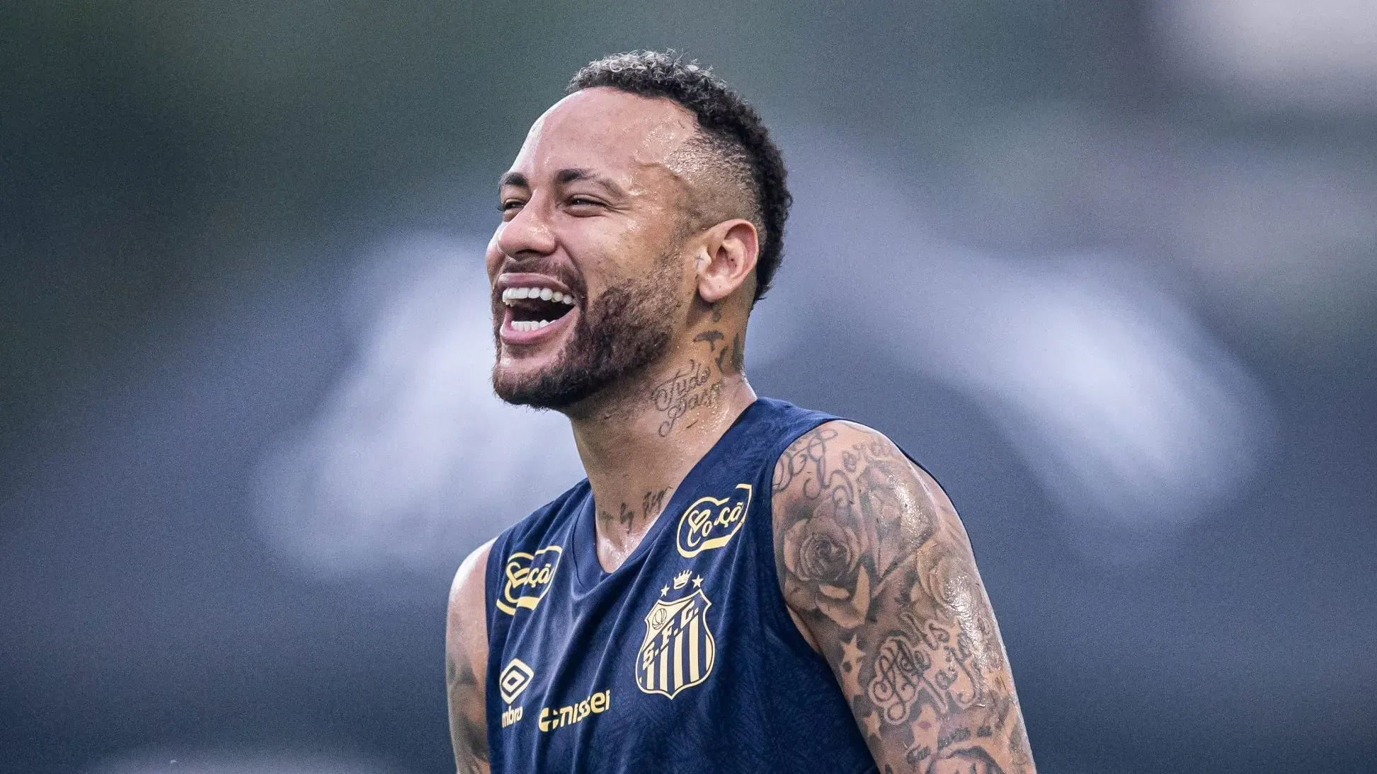 Neymar durante treino do Peixão ontem (18).