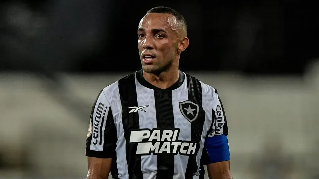 Marçal jogador do Botafogo durante partida contra o Palmeiras no estádio Engenhão pelo campeonato Brasileiro A 2023. Foto: Thiago Ribeiro/AGIF