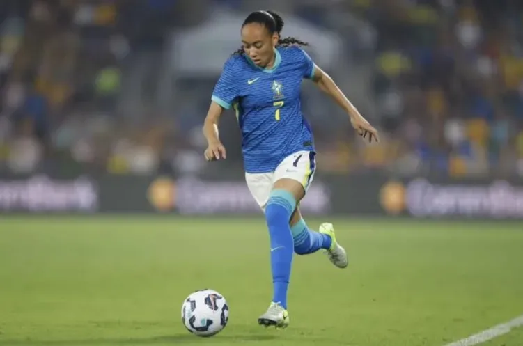 Aline Gomes, disputou os amistosos da Austrália vestindo a camisa da Seleção Brasileira na temporada passada e teve outras participações marcantes em outras competições. Foto: Rafael Ribeiro/CBF