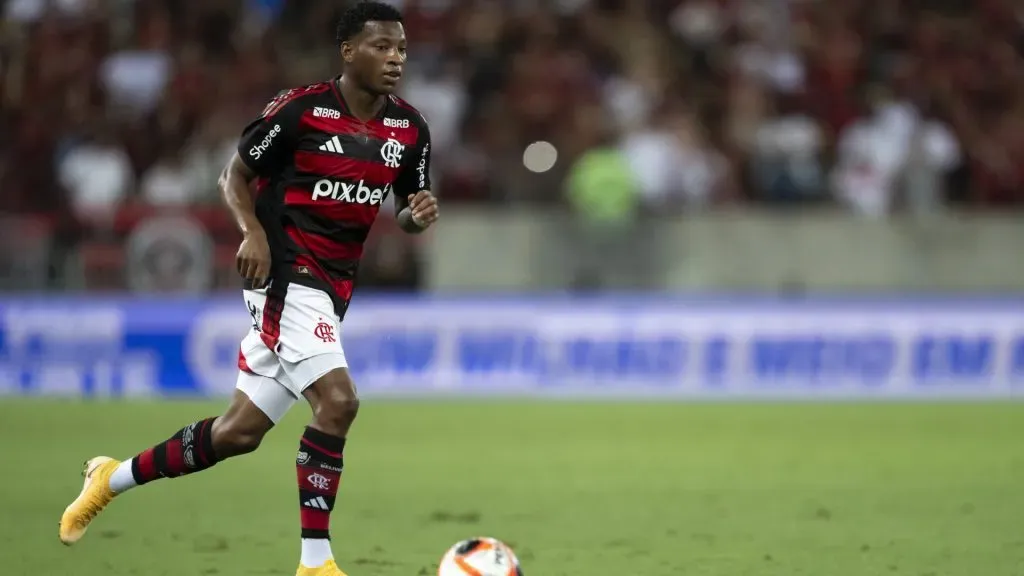 Plata durante Flamengo x Maricá – Foto: Jorge Rodrigues/AGIF