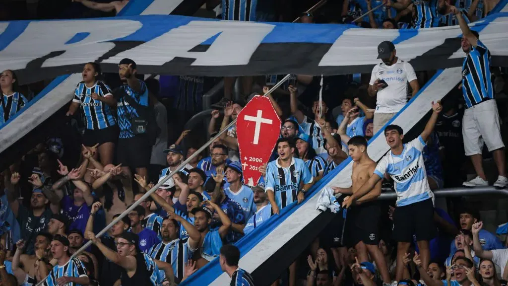 Torcida do Grêmio durante o Gre-Nal 444 – Foto: Maxi Franzoi/AGIF