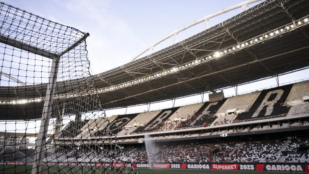 Vista Geral do Nilton Santos para partida entre Vasco e Flamengo, pelo Cariocão. Foto: Jorge Rodrigues/AGIF.