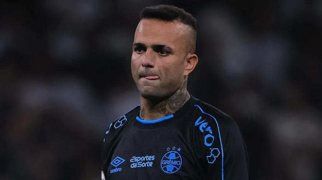 Luan jogando no Grêmio
