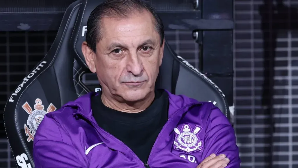 Ramón Díaz durante partida. Foto: Marcello Zambrana/AGIF