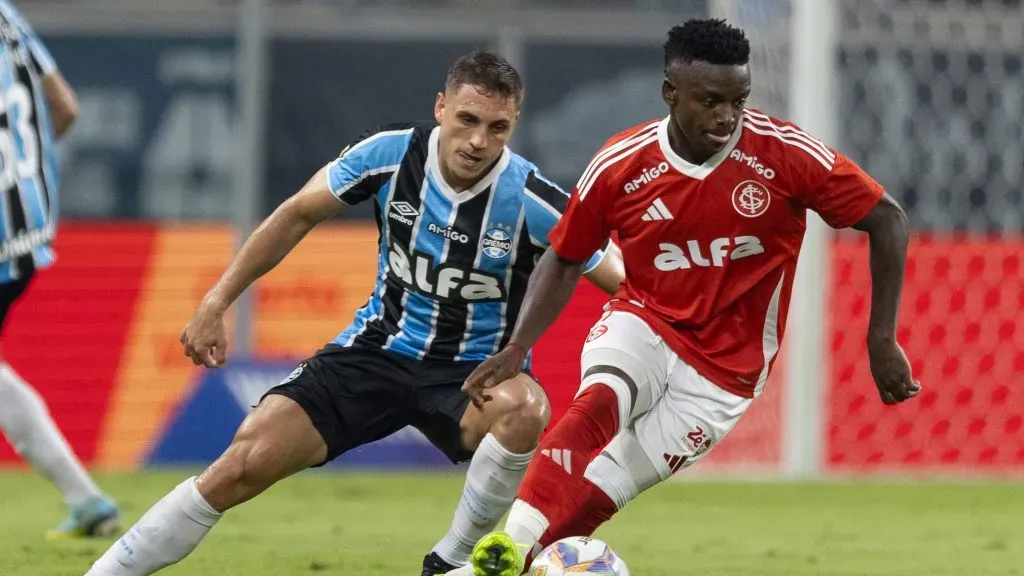 Grêmio e Internacional na final do Gauchão. Foto: Liamara Polli/AGIF