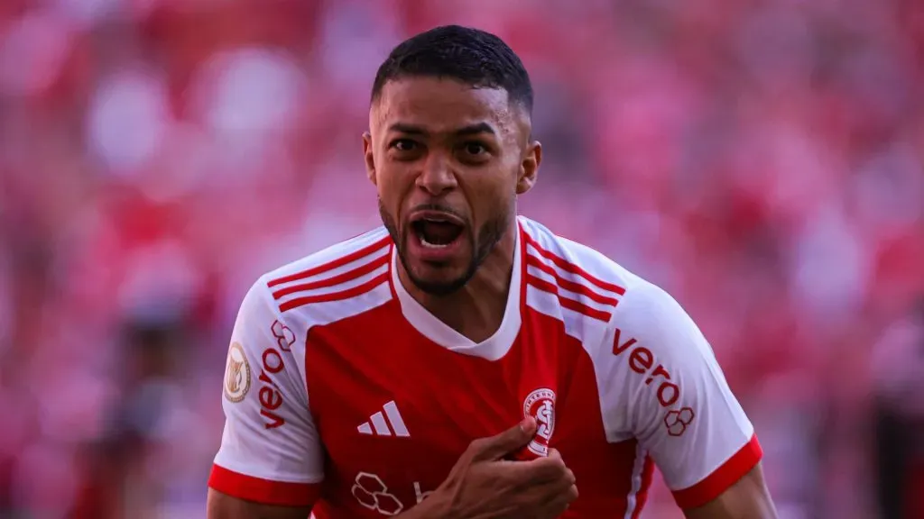 Wanderson estava no Internacional - Foto: Maxi Franzoi/AGIF.