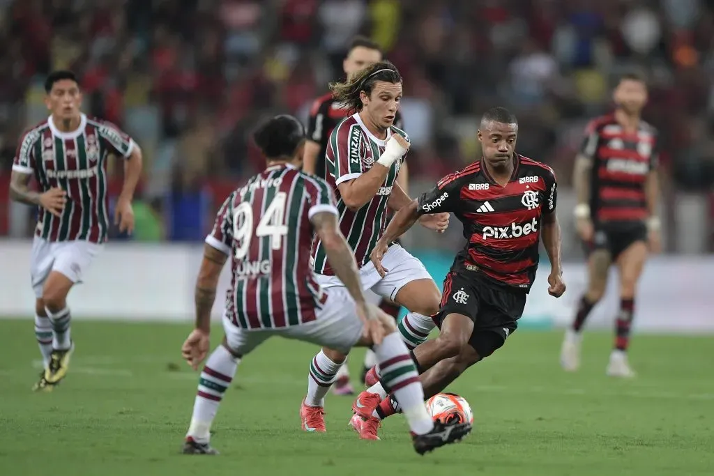 RJ – RIO DE JANEIRO – 12/03/2025 – CARIOCA 2025, FLUMINENSE X FLAMENGO – de la Cruz jogador do Flamengo durante partida contra o Fluminense no estadio Maracana pelo campeonato Carioca 2025. Foto: Thiago Ribeiro/AGIF