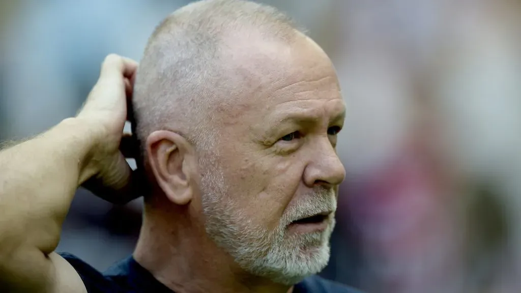 Treinador do Fluminense, Mano Menezes no Fla-Flu – Foto: Thiago Ribeiro/AGIF