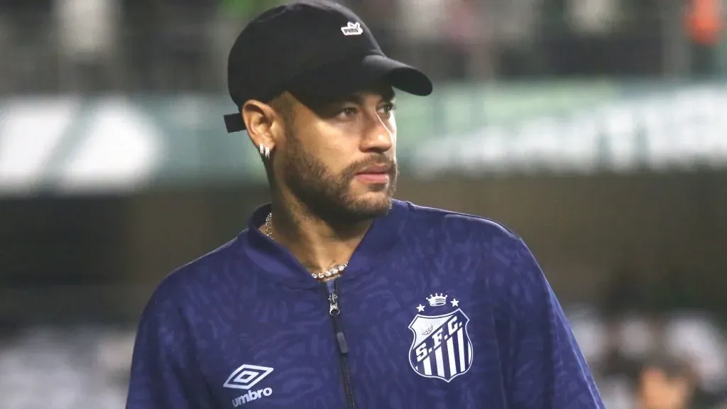 Neymar durante partida. Foto: Gabriel Machado/AGIF