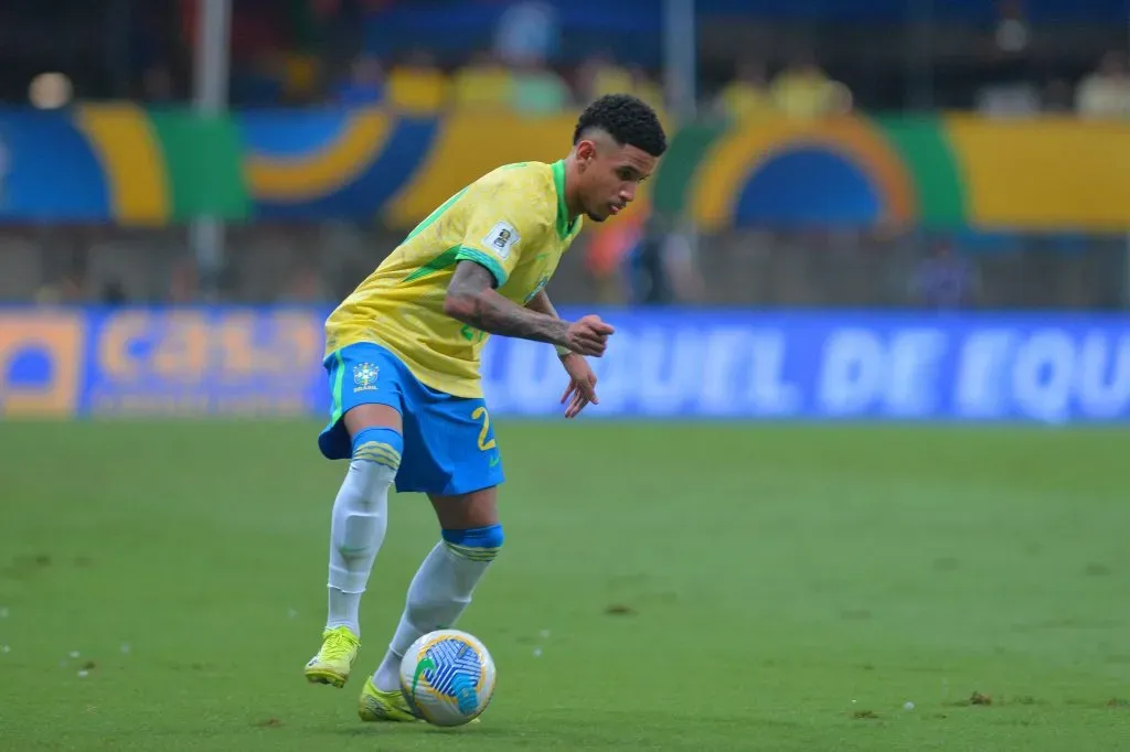 Savinho em campo pelo Brasil – Foto: Walmir Cirne/AGIF