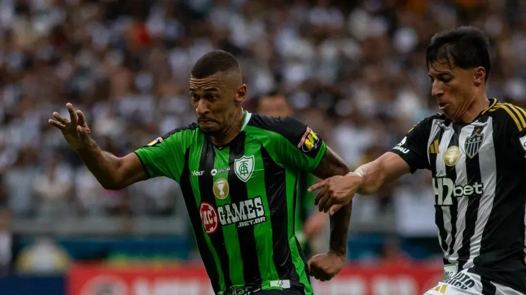 Foto: Fernando Moreno/AGIF – Fabinho fez 10 jogos no Campeonato Mineiro 2025 e marcou dois gols.