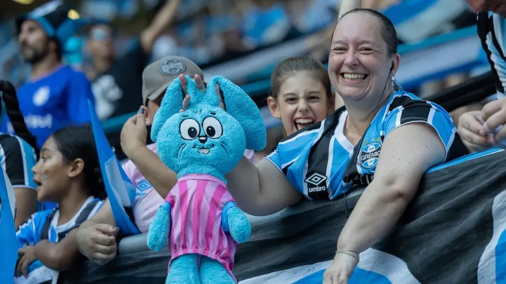Torcida do Grêmio durante partida contra Internacional no estádio Arena do Grêmio pelo campeonato Gaúcho 2025. Foto: Liamara Polli/AGIF