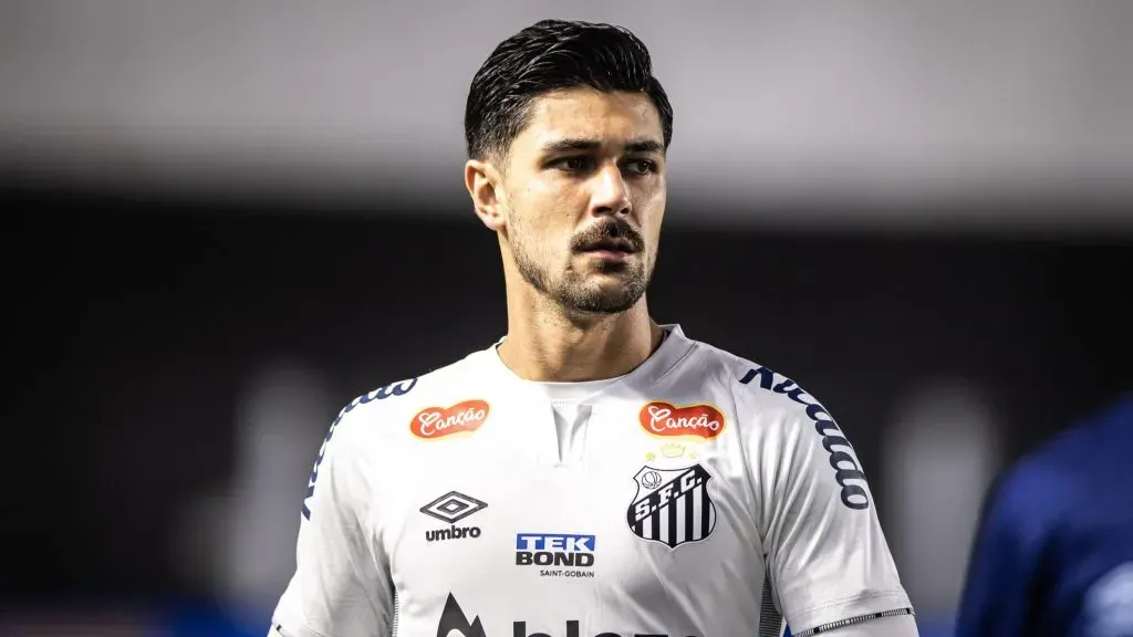 João Basso, jogador do Santos
