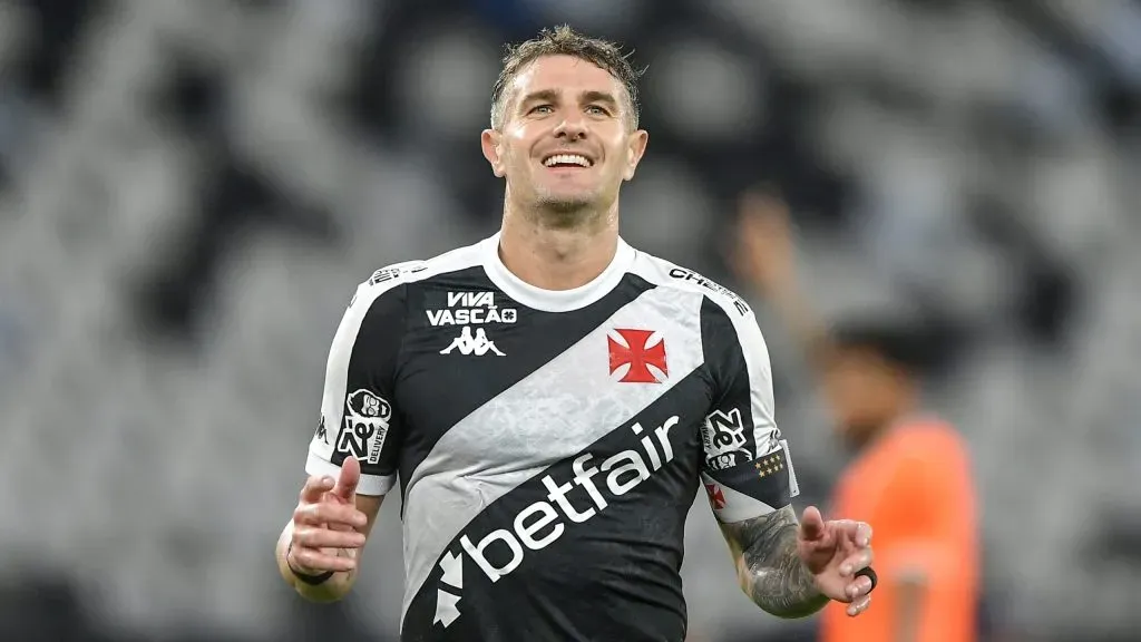 Vegetti jogador do Vasco durante partida contra o Nova Iguaçu no estádio Engenhão pelo campeonato Copa Do Brasil 2025. Foto: Thiago Ribeiro/AGIF