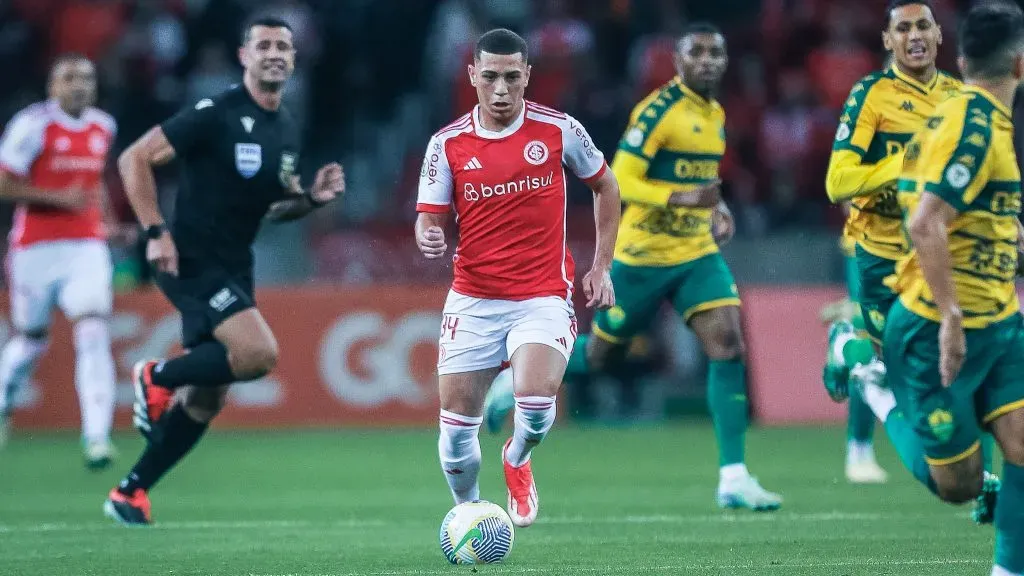 Gabriel Carvalho no Internacional. Foto: Giancarlo Santorum/AGIF