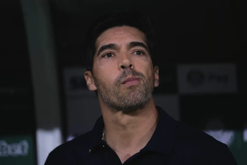 SP – SAO PAULO – 20/02/2025 – PAULISTA 2025, PALMEIRAS X BOTAFOGO-SP – Abel Ferreira tecnico do Palmeiras durante partida contra o Botafogo-SP no estadio Arena Allianz Parque pelo campeonato Paulista 2025. Foto: Ettore Chiereguini/AGIF